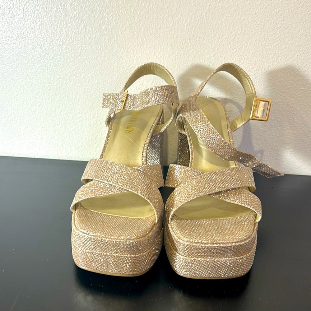 Dream pairs women’s shoes size 10